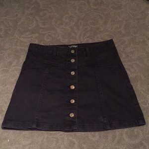 TOPSHOP BLK SKIRT